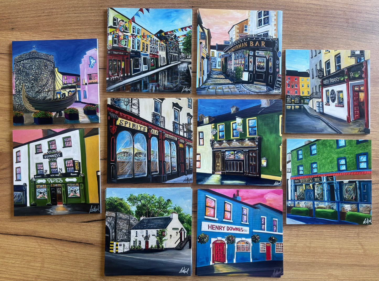 Set of 10 pub postcards